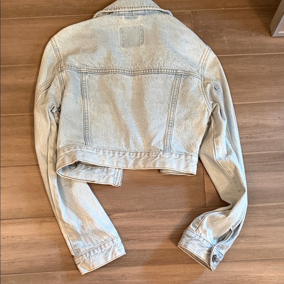 Abercrombie & Fitch Light Blue Denim Jacket - Picture 3 of 3